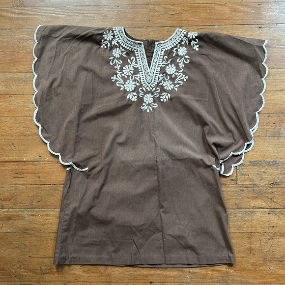 Vintage 60s/70s embroidered sundress / coverup - Picture 2 of 7